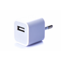 Блок питания USB разные цвета 5Вт/1А